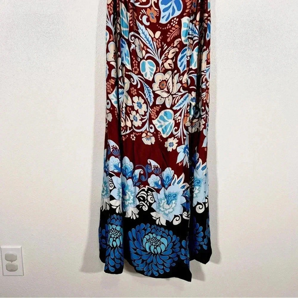 Alexis Nisa Midi Dress - Picture 11 of 13